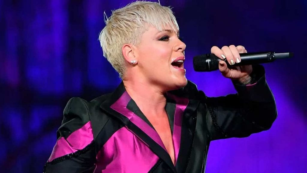 mulheres mais bonitas - Pink