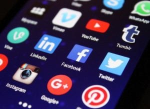 E se as redes sociais fossem pessoas?