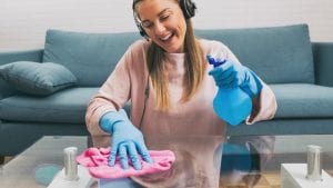 10 músicas para animar sua faxina