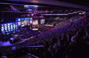 Descubra os 4 principais campeonatos de e-sports no mundo e onde assitir